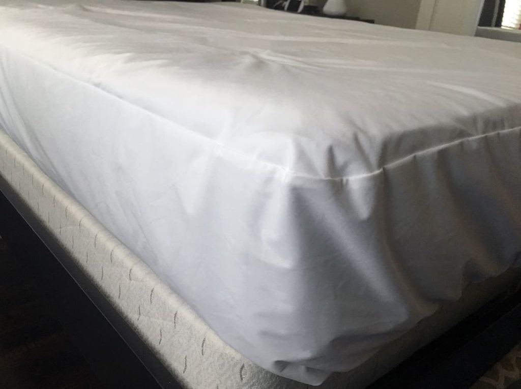 What Is The Difference Between A Mattress Cover And A Mattress Protector?