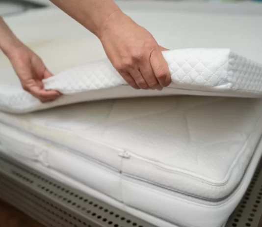 Best Mattress Protector For Side Sleepers